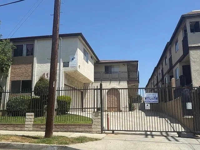 1127 W 252nd St #9 — Photo 1