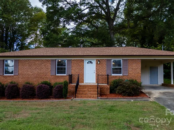 1406 N Hills Dr, Monroe, NC 28110