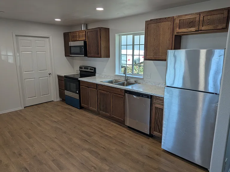 13742 Blair Ln — Photo 15