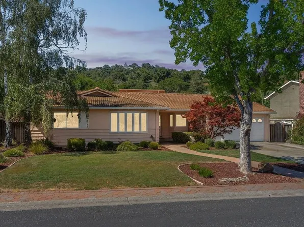 132 Belhaven Dr, Los Gatos, CA 95032