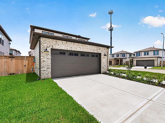 2nd image of 4335 Avron Dr