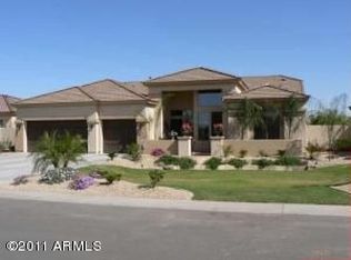 694 E County Down Dr, Chandler, AZ 85249