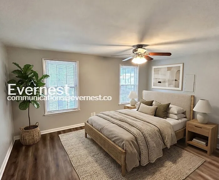 208 Glenrose Ct — Photo 4