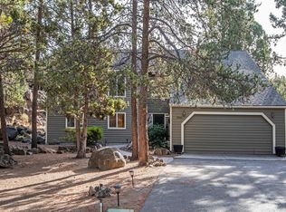 3916 NW Lower Village Rd, Bend, OR 97703
