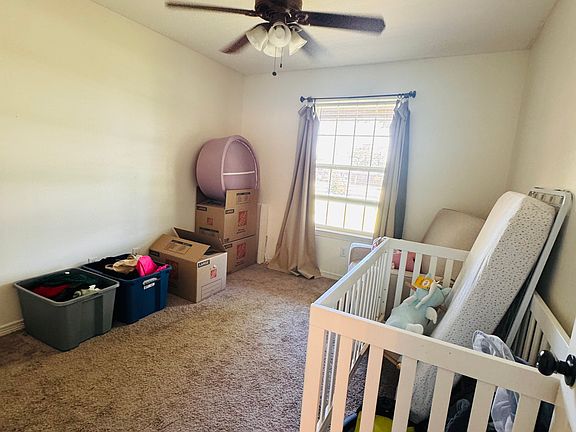 4th image of 114 Flower Meadows Dr