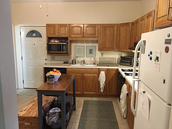 5th image of 3239 Raymond Ave #2
