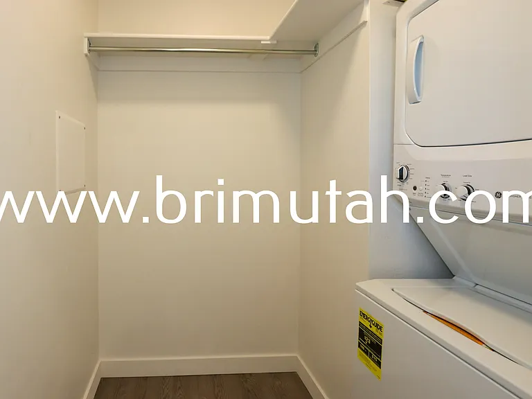 945 S Washington St #101 — Photo 8