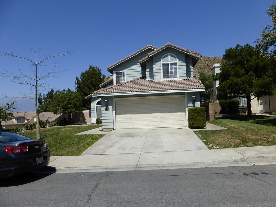 1st image of 14990 Woodcrest Dr