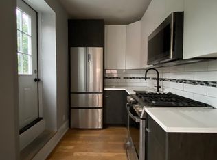 121 8th Ave #4R, Brooklyn, NY