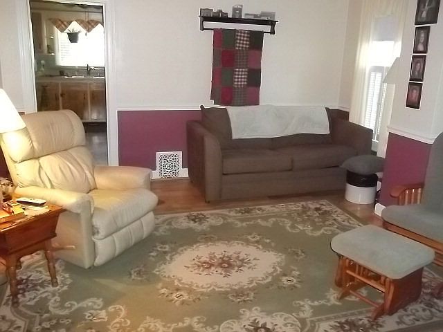 2nd image of 307 4th Ave
