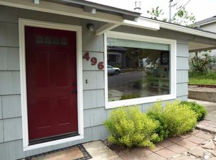 496 Scenic Dr, Ashland, OR 97520