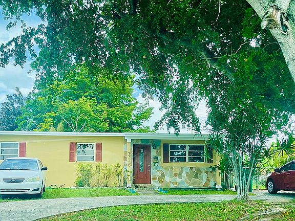2nd image of 11350 SW 56th St