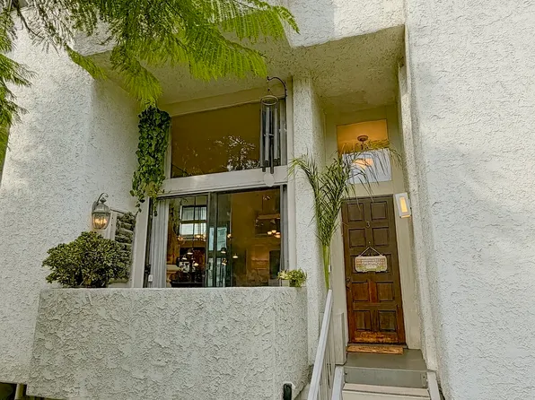 8611 Burton Way Unit 0, Los Angeles, CA 90048