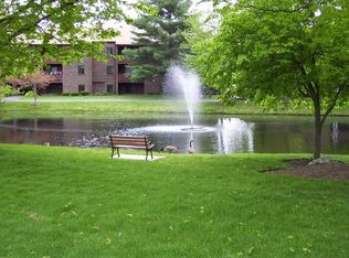 17 Davis Rd APT C10, Acton, MA 01720