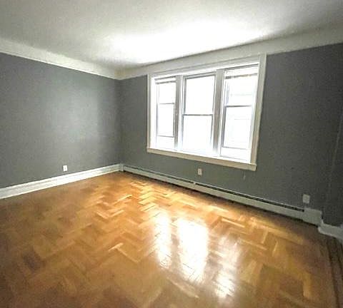 4th image of 4A Jewett Ave #4-A