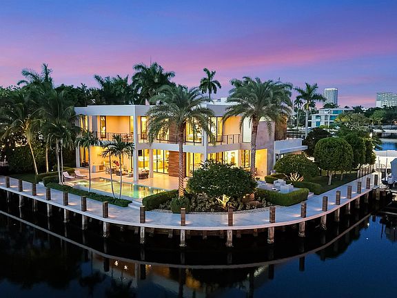 2nd image of 1 Royal Palm Drive