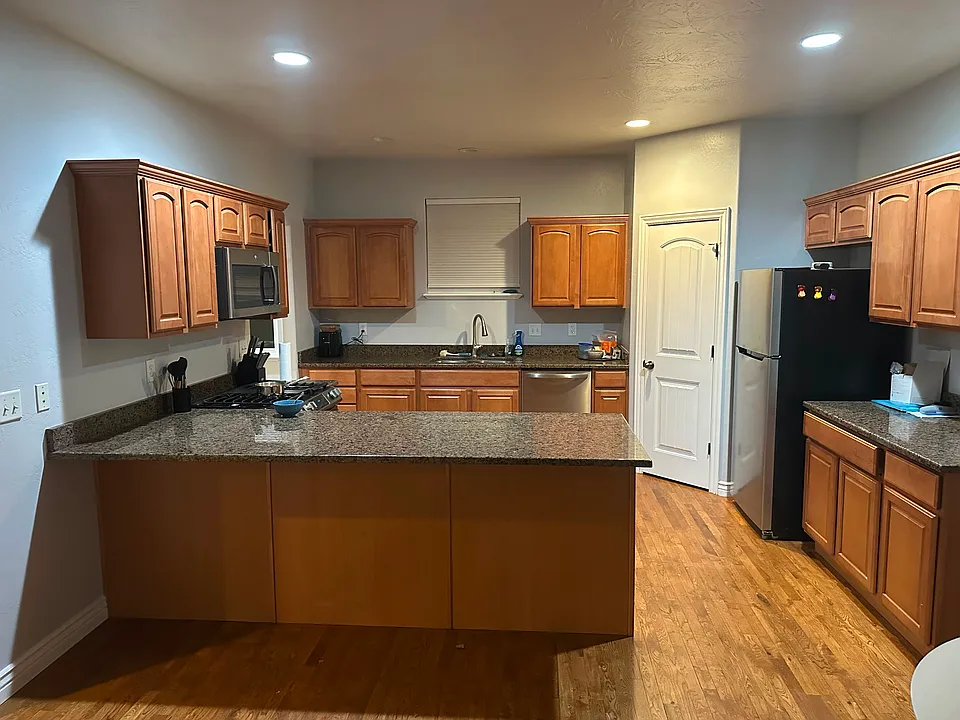 5286 N Fox Hunters Loop