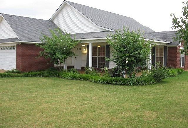 1st image of 153 Garden Terrace Dr