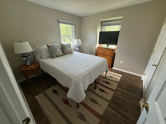 4th image of 6912 Main St
