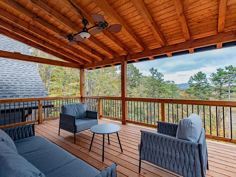 458 Palisade Dr — Photo 90