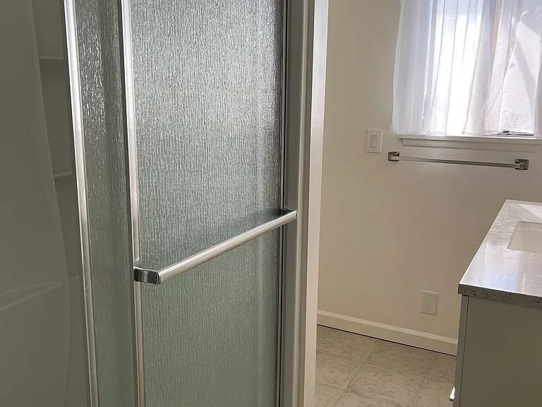 10821 Bloomfield St #5 — Photo 8