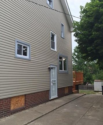 3rd image of 4424 W 47th St
