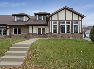2316 19th Ave NE, Minneapolis, MN 55418