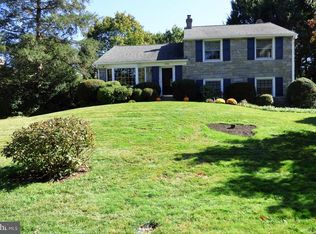 106 Canterbury Dr, Wallingford, PA 19086