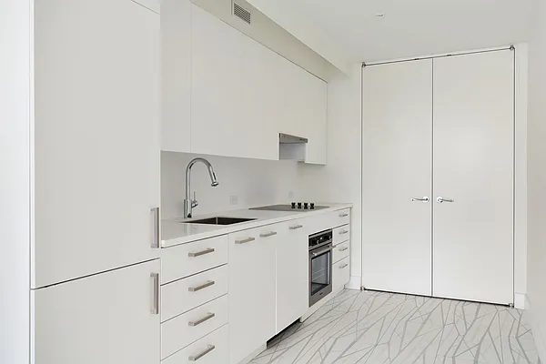 Rented by Compass | media 19