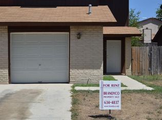 1108 Royal Crest Dr, Killeen, TX 76549