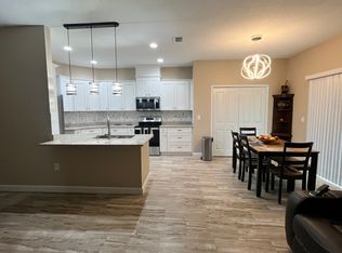 636 Osmosis Dr SW, Palm Bay, FL 32908