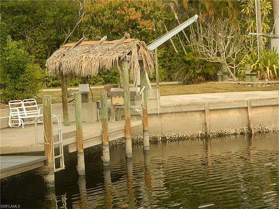 4th image of 2498 Sapodilla Ln