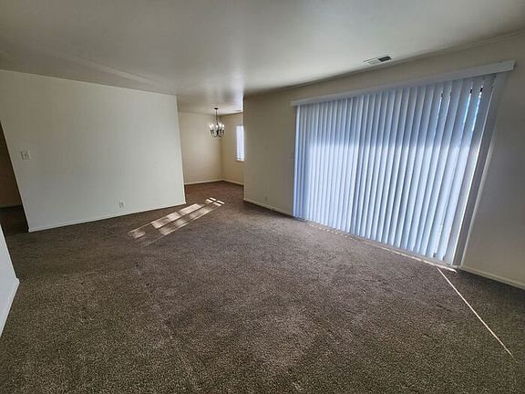 4th image of 410 S 29th St APT 3