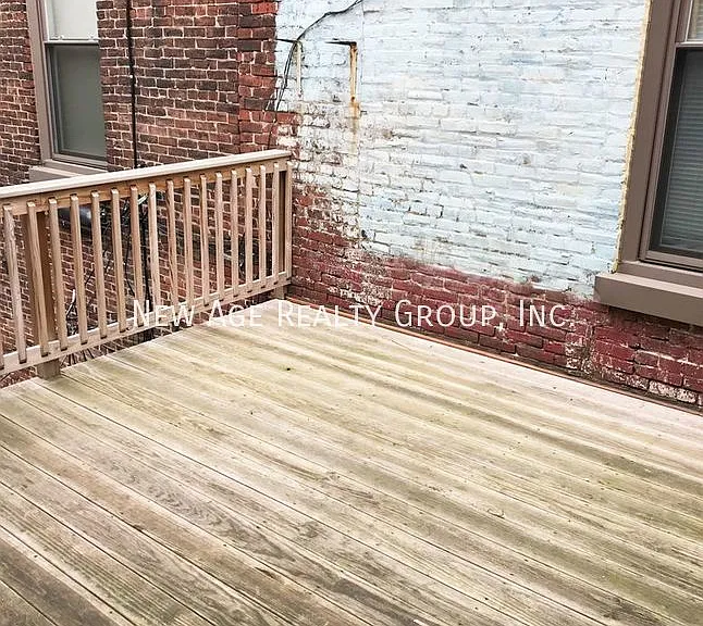 244 W Girard Ave #2 — Photo 26