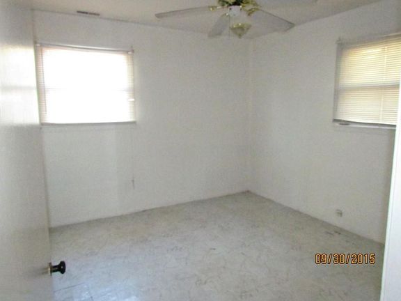 4th image of 212 Emery Ave