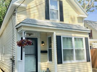 41 Riverside Ave, Lowell, MA 01850