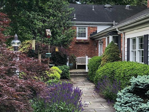 4th image of 13416 Valley Dr