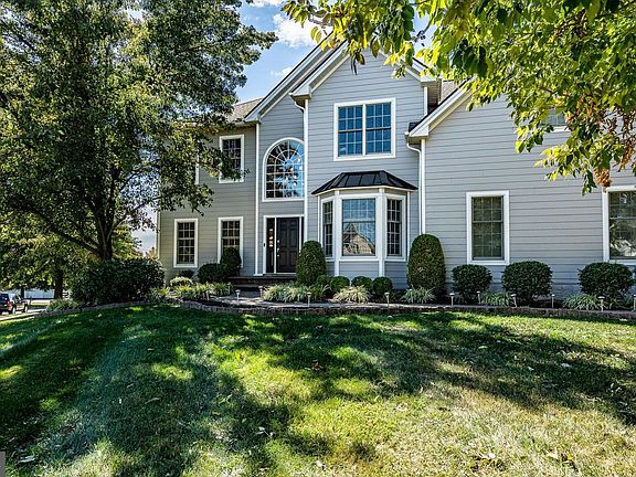 3rd image of 9 Millwright Dr