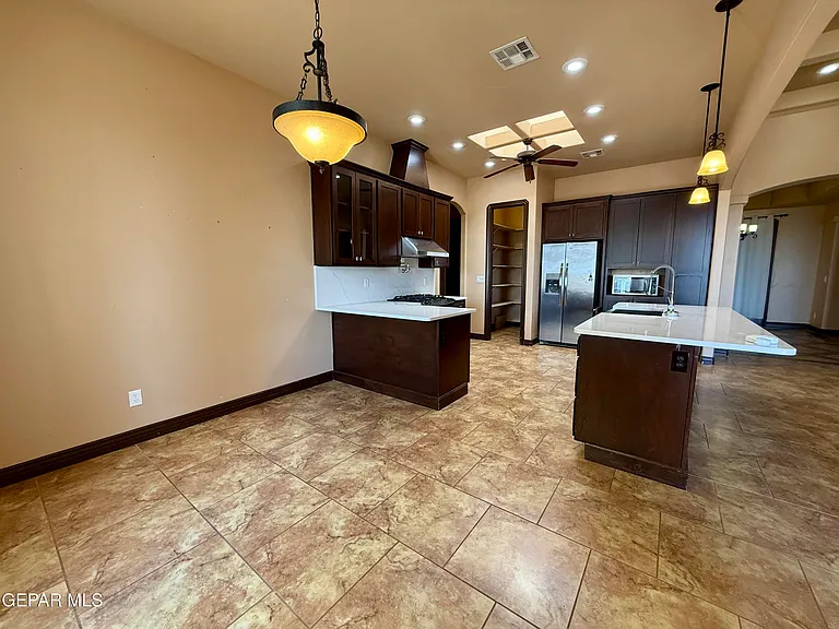 7331 Brays Landing Dr — Photo 8