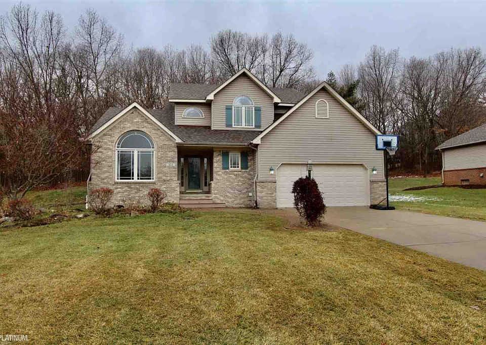 1st image of 571 Sunrise Dr