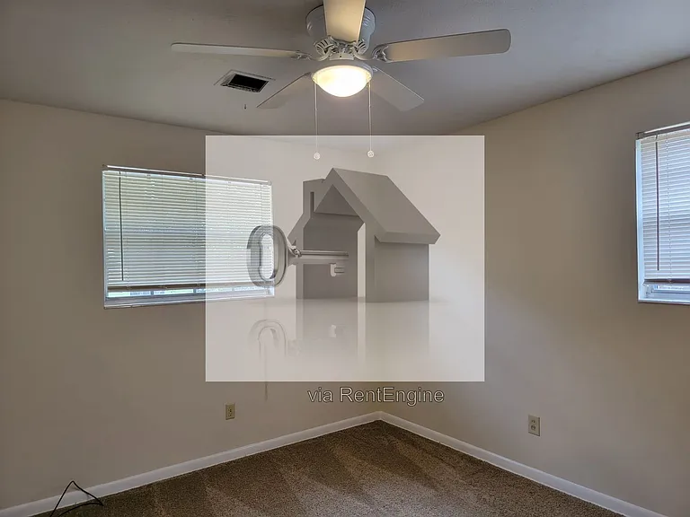 917 N 70th Ave — Photo 13