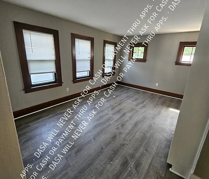 222 Ellison St #222 ELLISON ST — Photo 2