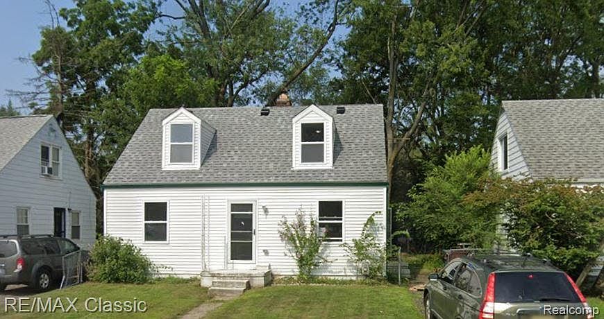 1st image of 4334 2nd St