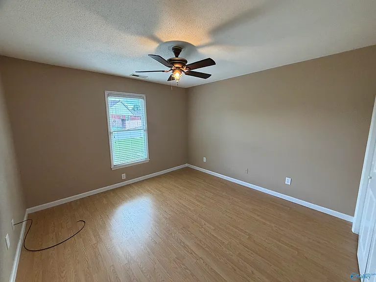 1524 Forestview Dr SW — Photo 21