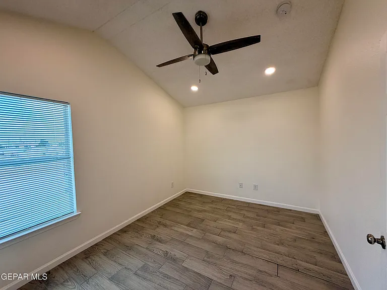 3629 Cave Palm Pl — Photo 25