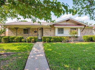 2109 Bowie Dr, Carrollton, TX 75006