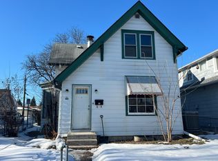 1069 Earl St, Saint Paul, MN 55106