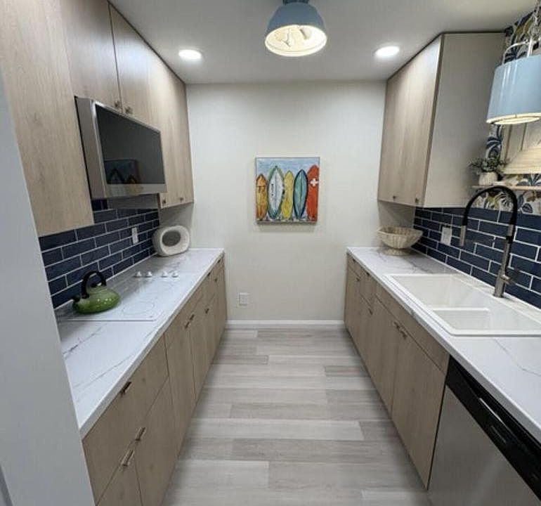 1st image of 1270 Wisconsin STREET #205