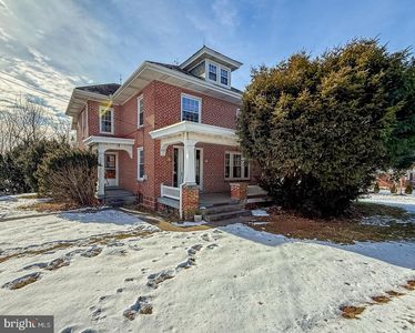 169 W Main St, Reinholds, PA, 17569