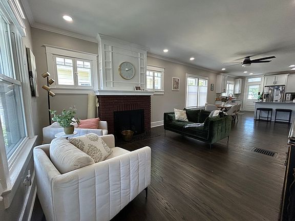 4th image of 1618 Bonnycastle Ave
